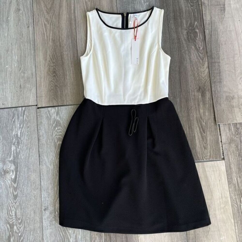 ELLE Black/White/Color Block  Tuxedo Style Dress‎ Knee Length 6 NWT Missing Belt